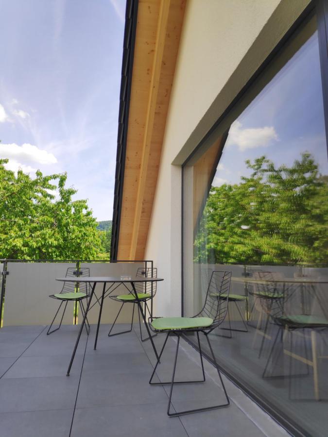 Ferienwohnungen Und Zimmer In Reutlingen-Goenningen Exteriér fotografie