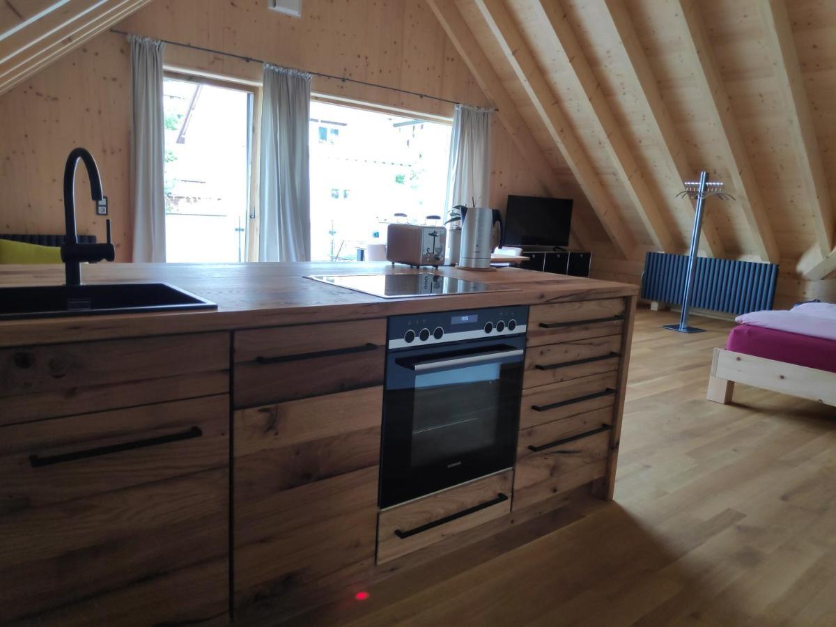 Ferienwohnungen Und Zimmer In Reutlingen-Goenningen Exteriér fotografie